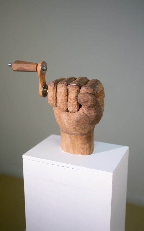 The finger - Image 2
